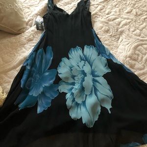 Blue/Black Sleeveless Evening Dress